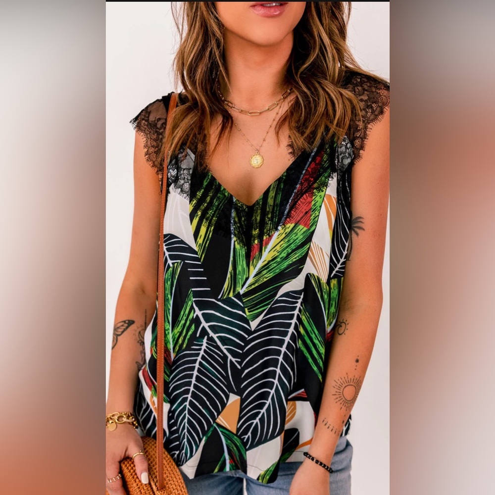 Lace shoulder tank top